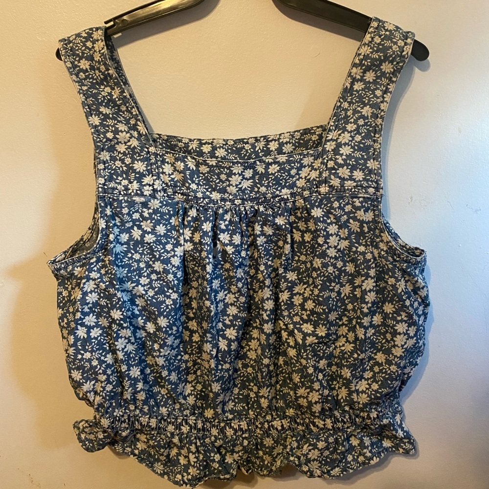 Floral Cropped Blouse